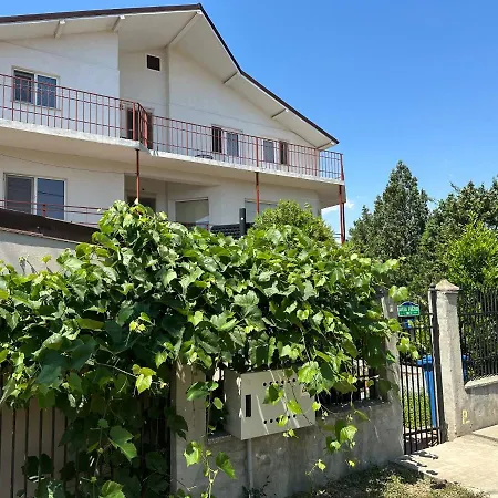 Vio 2 Independente 招待所 4*